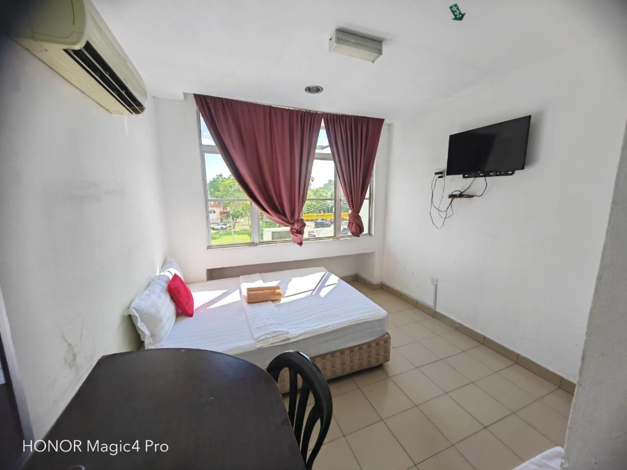 Melawati Ria Hotel Kuala Selangor Exterior foto